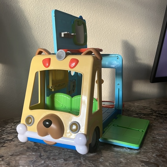 Toys Puppy Dog Pals Care Bus Officially Licensed Kids Toys For Ages 3